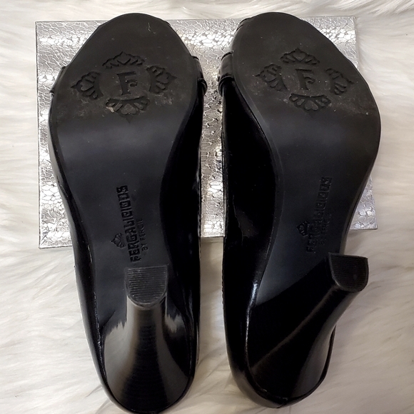 Fergalicious by FERGIE Black open-toe Heels Size 7 - Picture 11 of 12